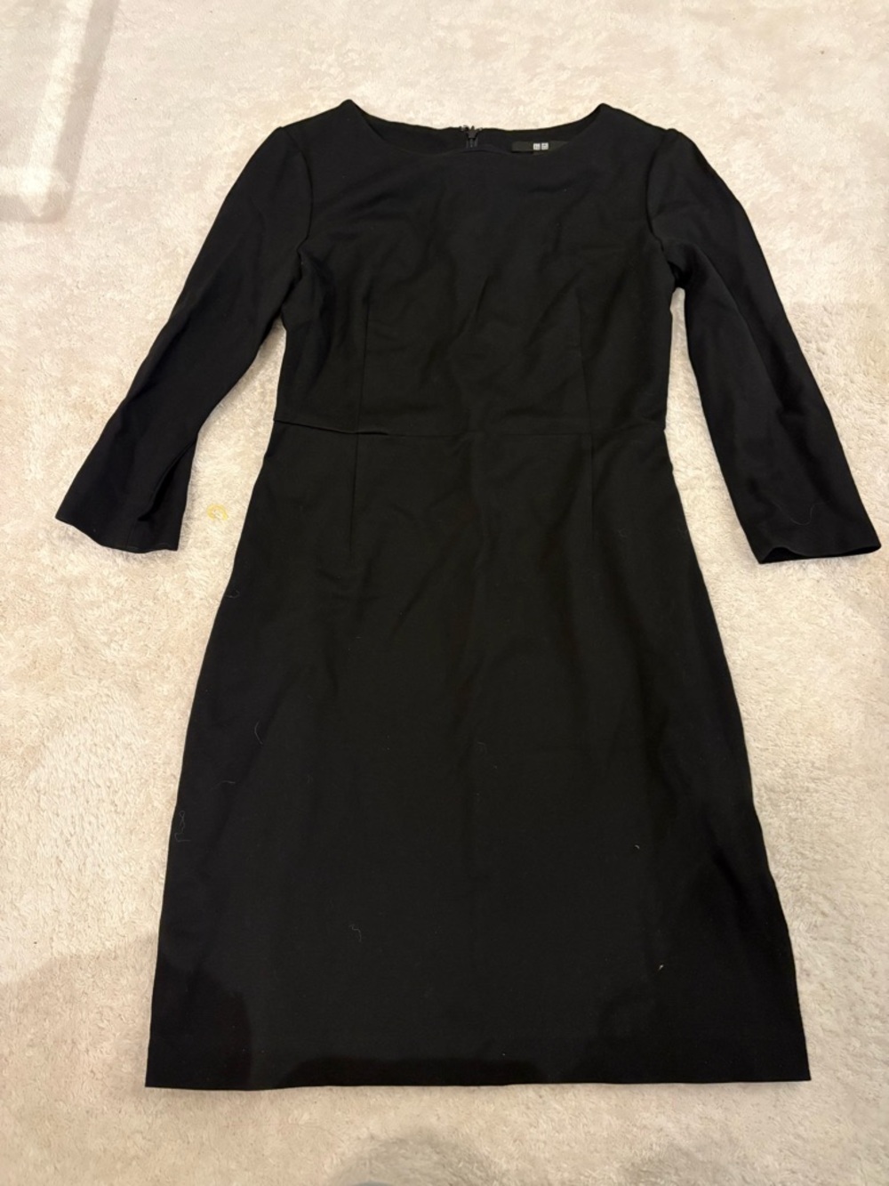 Small Black Uniqlo Dress - Timeless Women's Workwear